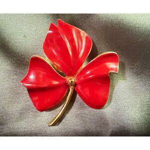 Vintage TORINO Red Enamel Flower Brooch Gold Tone Signed Floral Pin Statement Je